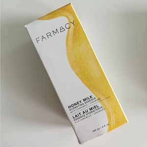 NEW - Farmacy Honey Milk Essence